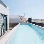 Apartment Armona - 2 Bedrooms And Pool In Avenidas Novas Lisbon
