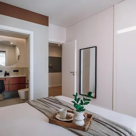 Apartment Armona - 2 Bedrooms And Pool In Avenidas Novas Lissabon