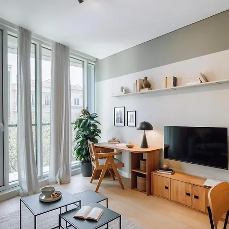アパート Armona - 2 Bedrooms And Pool In Avenidas Novas リスボン