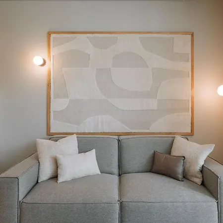 Armona - 2 Bedrooms And Pool In Avenidas Novas * Lisboa