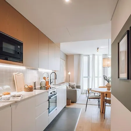 Daire Armona - 2 Bedrooms And Pool In Avenidas Novas Lisboa